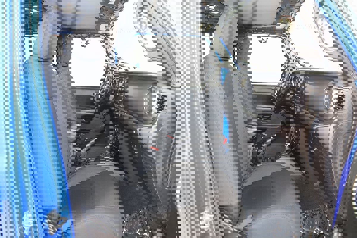 Used 2023 Jeep Gladiator Sport w/ Trailer Tow Package image 12