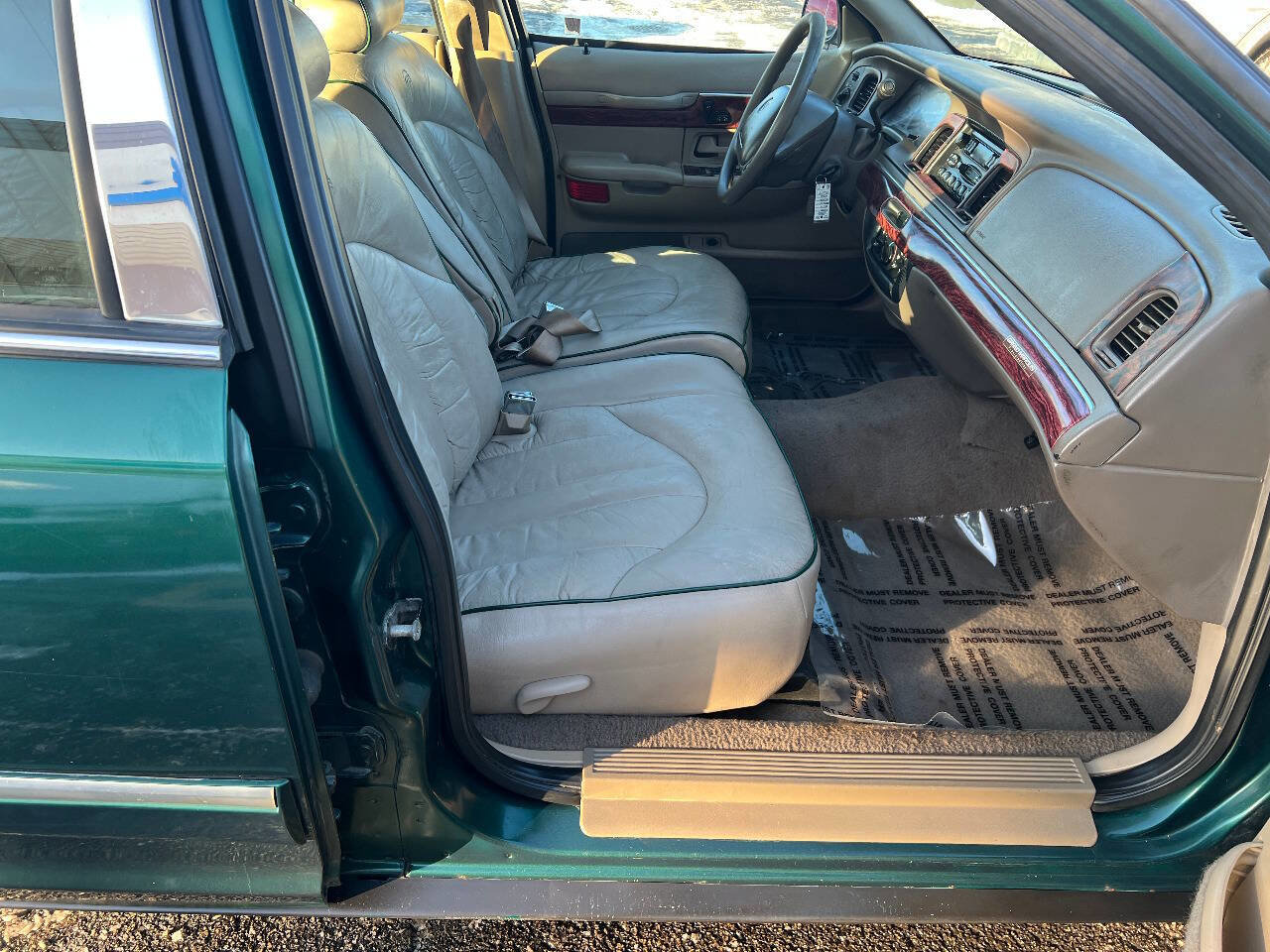 Used 2000 Mercury Grand Marquis GS image 24