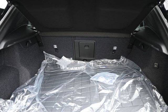 New 2026 Volvo XC40 B5 Ultra w/ Protection Package Premier AWD/4WD image 31