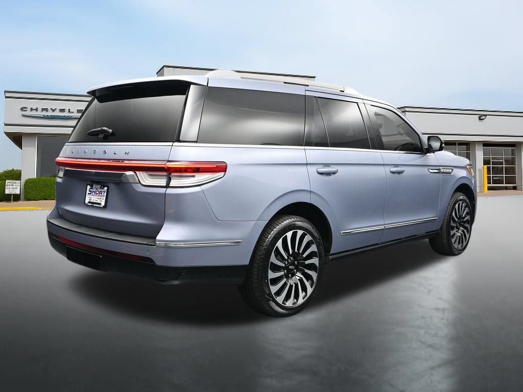 Used 2024 Lincoln Navigator Black Label AWD/4WD image 5
