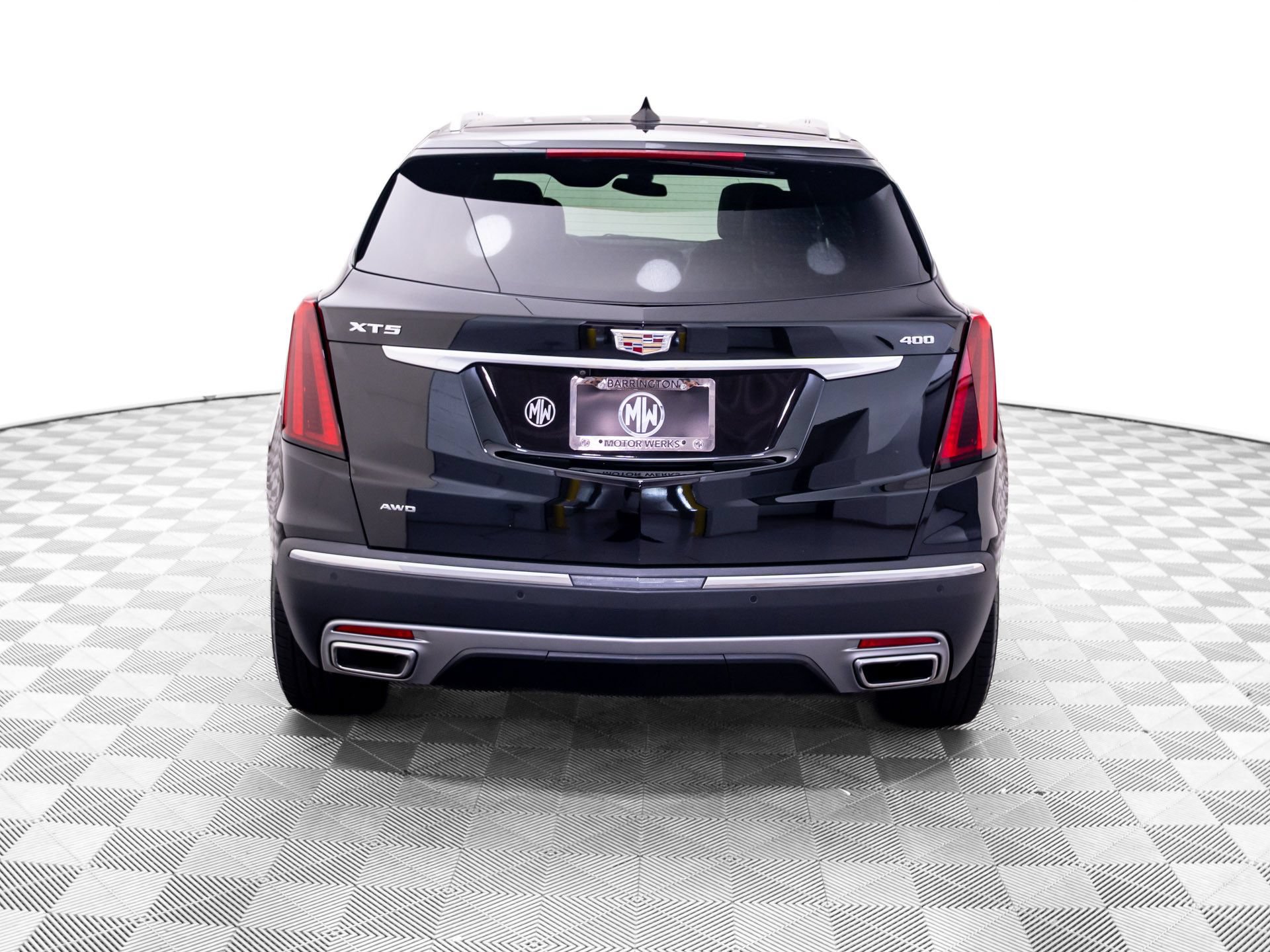 Used 2023 Cadillac XT5 Premium Luxury w/ LPO, Floor Liner Package AWD/4WD image 4