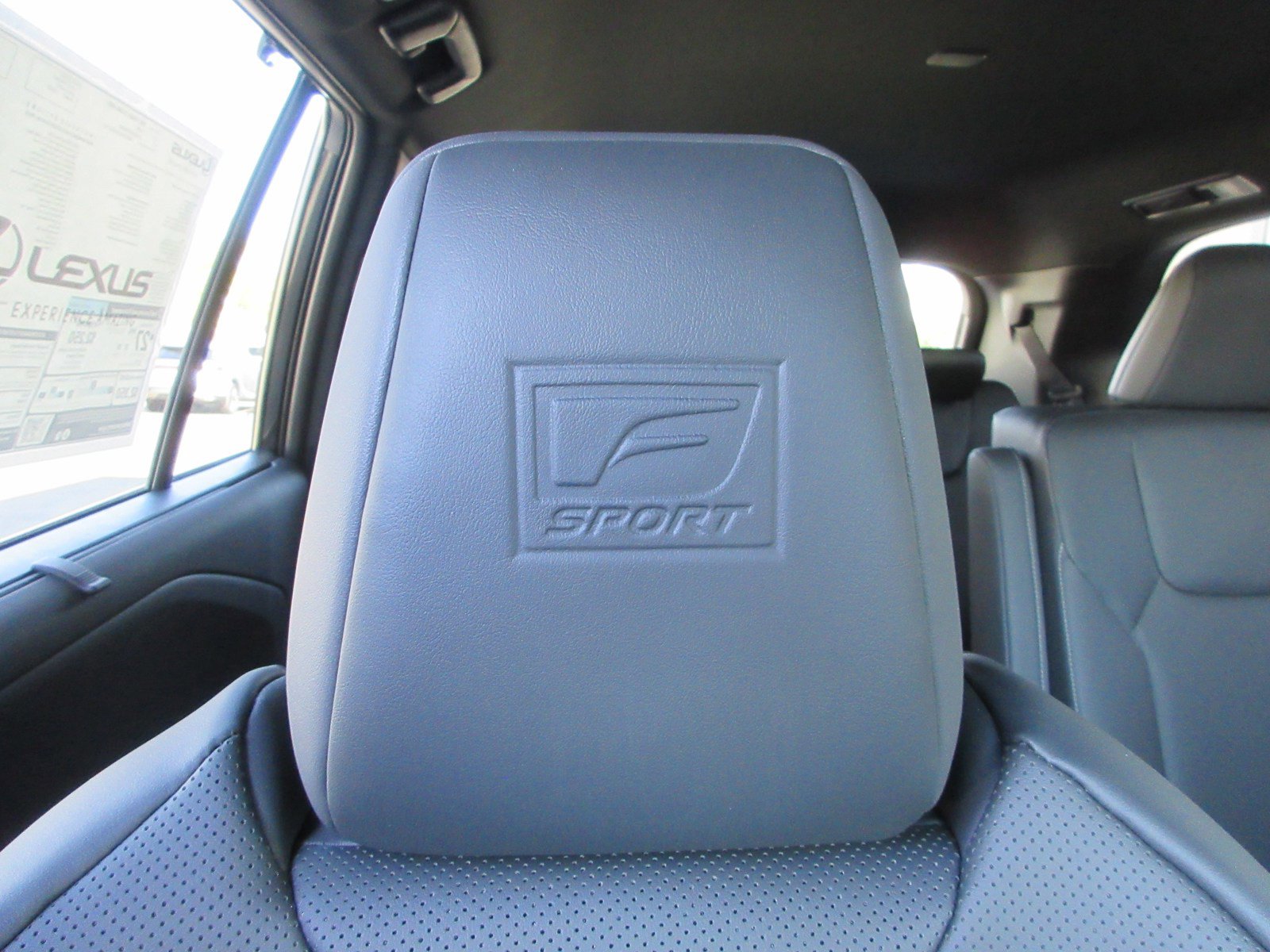 New 2026 Lexus TX 500h AWD image 31