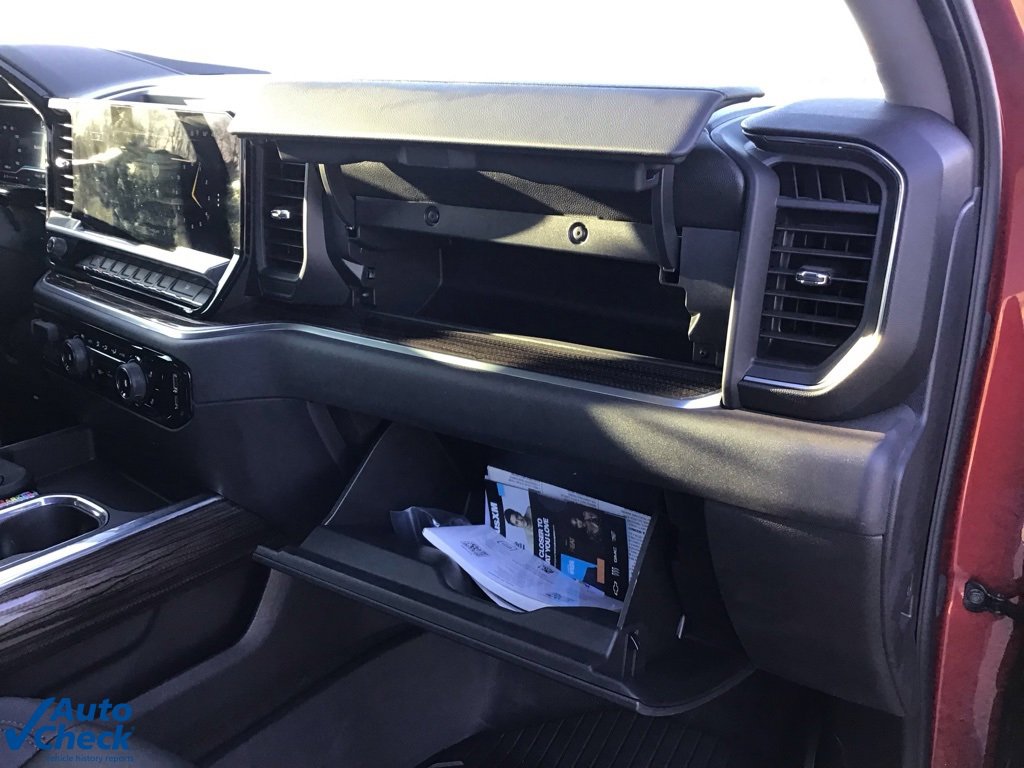 Used 2025 Chevrolet Silverado 1500 RST w/ Convenience Package II image 27