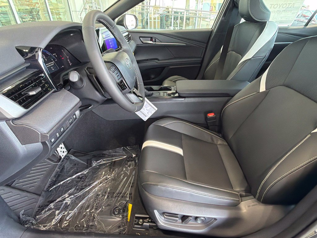 Certified 2026 Toyota Camry SE FWD image 20