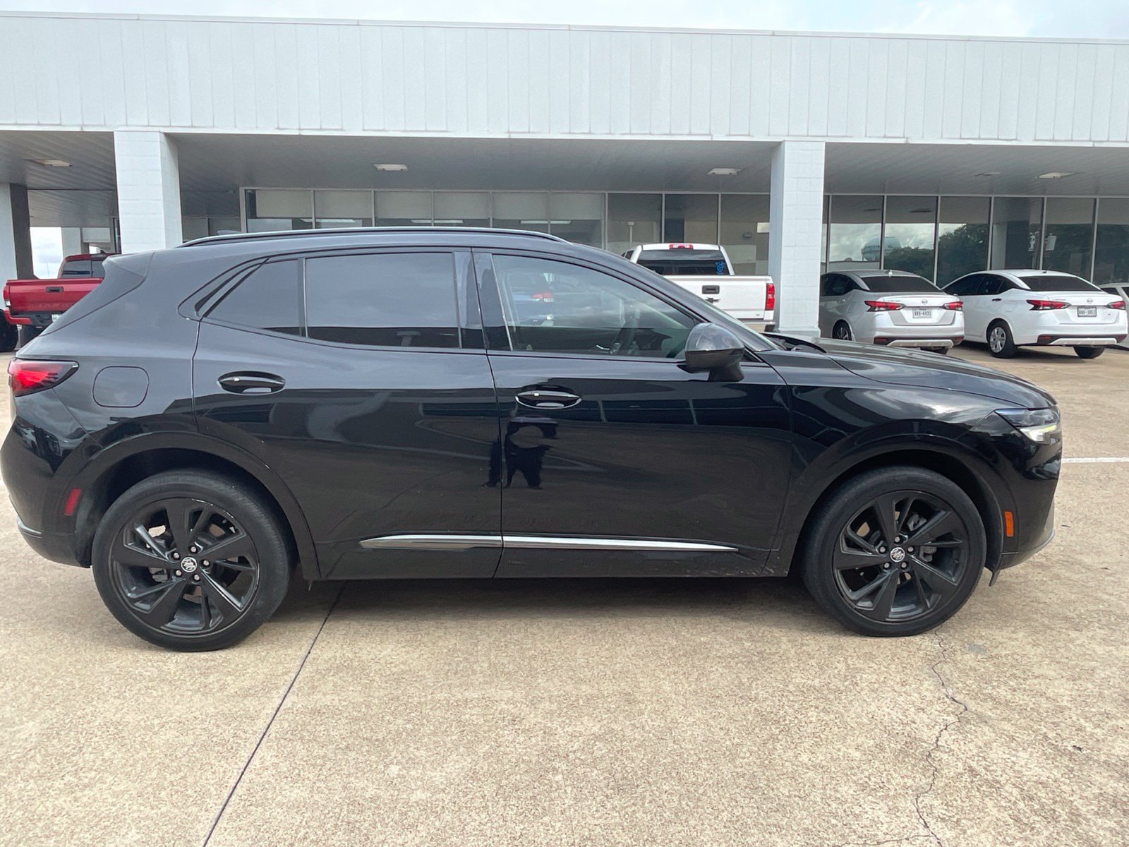 Used 2023 Buick Envision Essence w/ Sport Touring Package FWD image 14