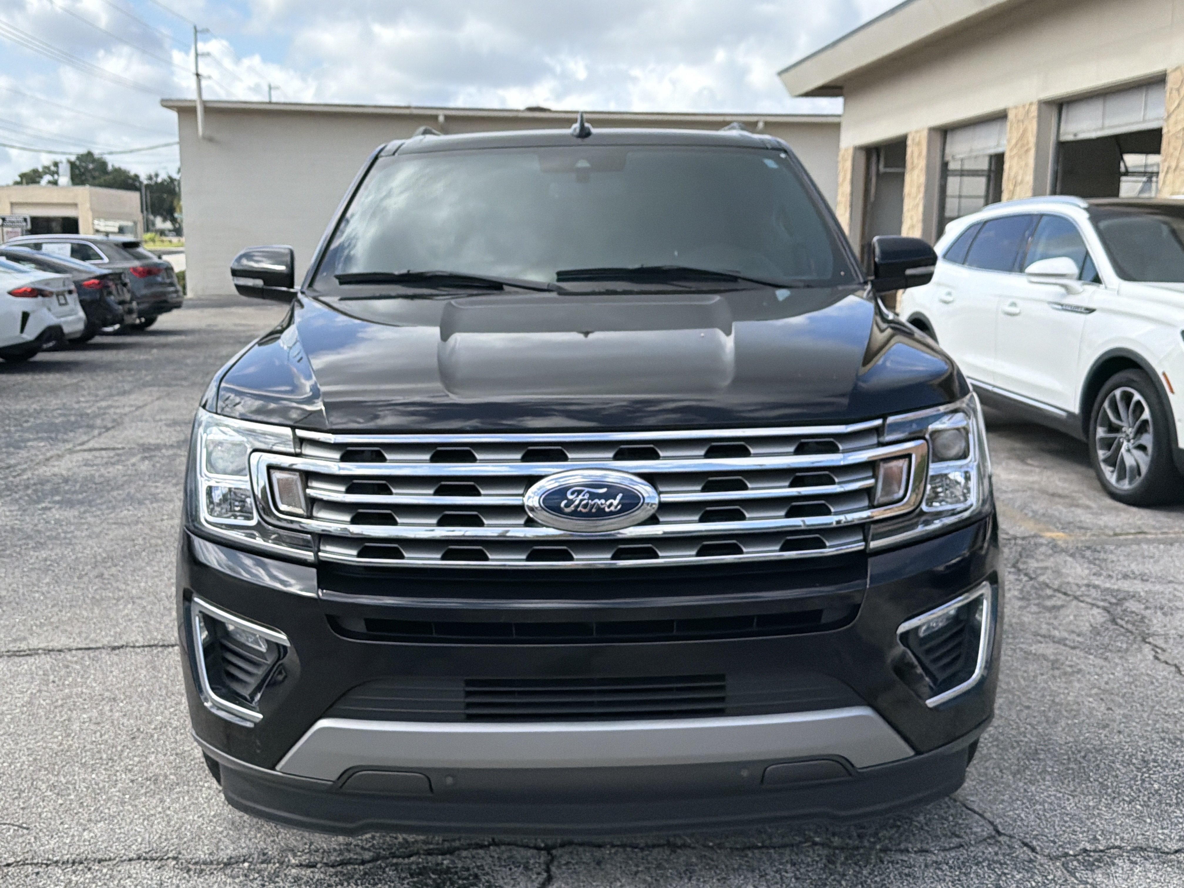 Used 2021 Ford Expedition Limited RWD image 11