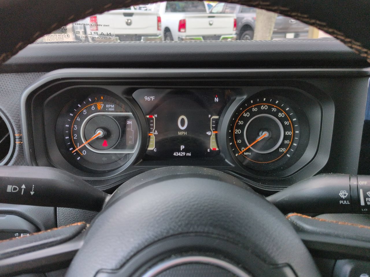 Used 2024 Jeep Gladiator Mojave w/ Technology Group AWD/4WD image 26