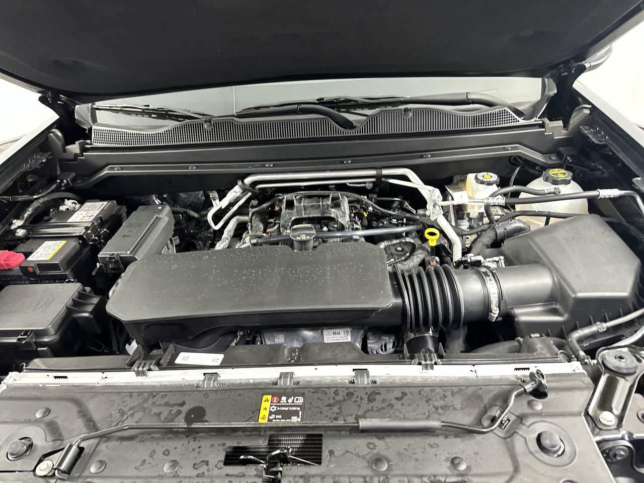 Used 2026 Chevrolet Colorado W/T RWD image 11