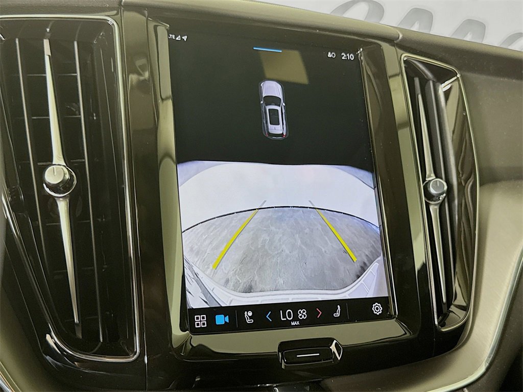 Used 2025 Volvo XC60 B5 Core w/ Protection Package Premier image 14