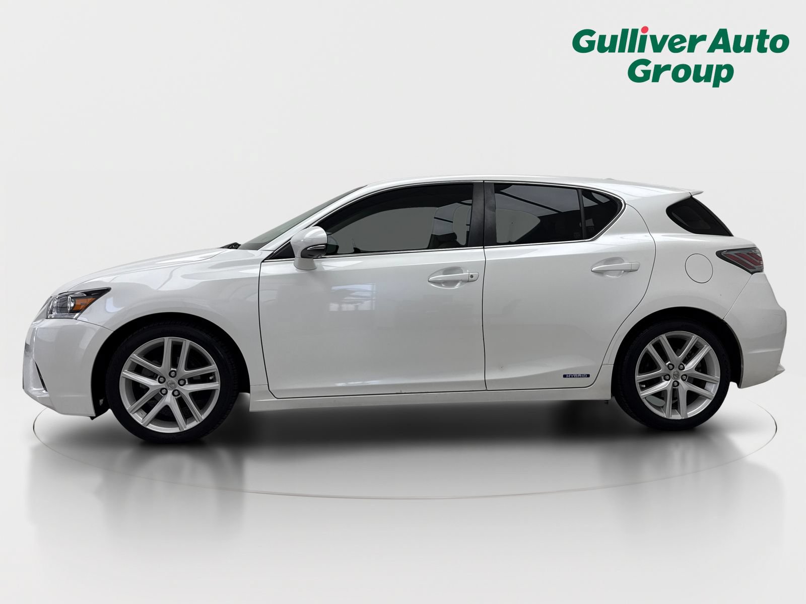 Used 2016 Lexus CT 200h w/ Accessory Package 2 FWD image 3