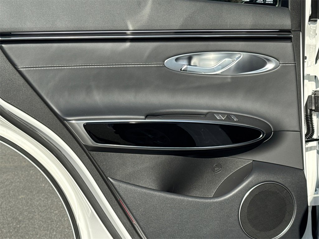 New 2026 Genesis GV70 2.5T image 22