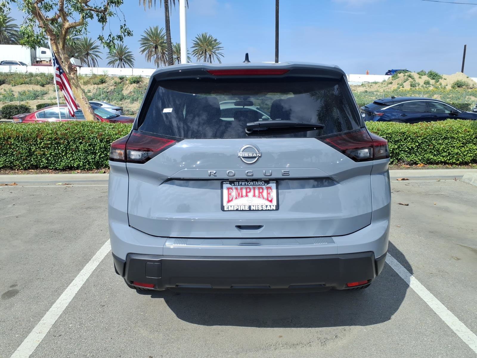New 2026 Nissan Rogue SV FWD image 8