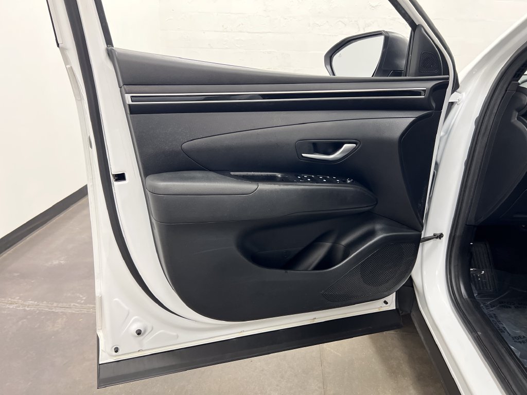 Used 2022 Hyundai Santa Cruz SEL FWD image 11
