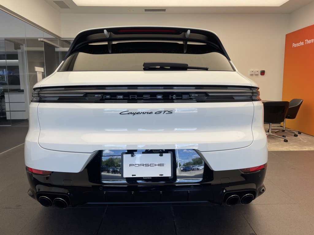 New 2026 Porsche Cayenne GTS image 26