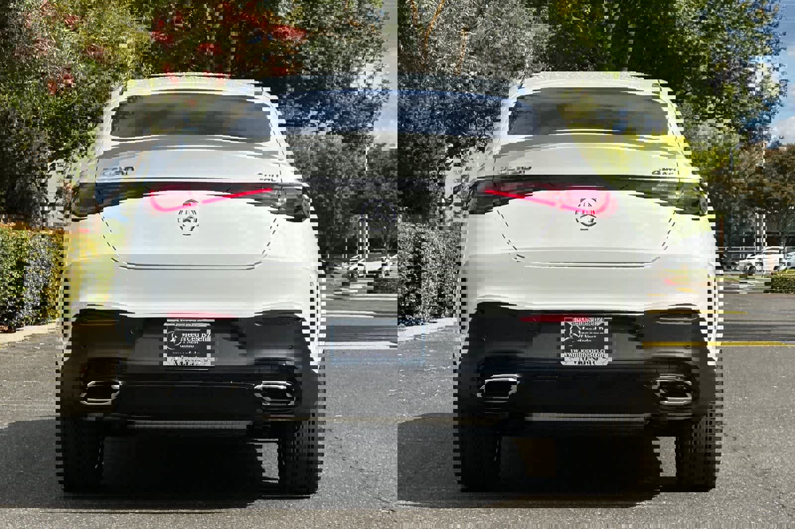 New 2026 Mercedes-Benz GLC 300 4MATIC image 4