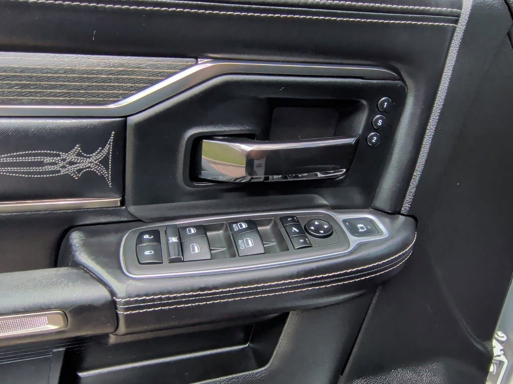 Used 2022 RAM 2500 Limited w/ Towing Technology Group image 13