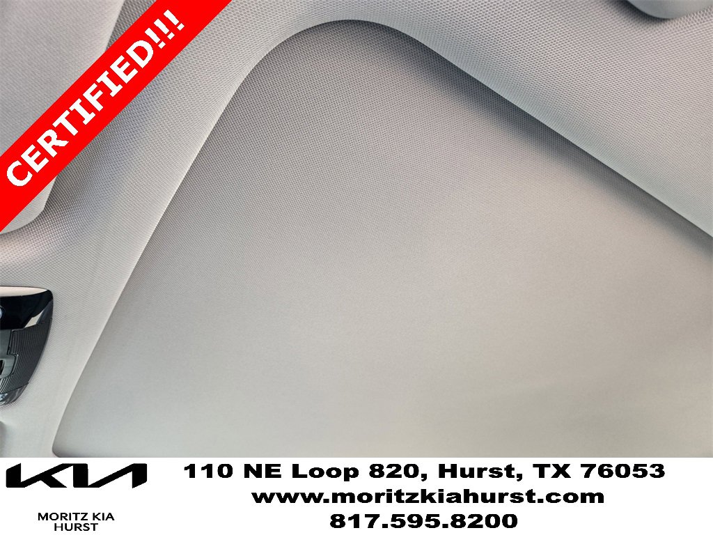 Certified 2025 Kia Sorento EX w/ Panoramic Sunroof Package image 27