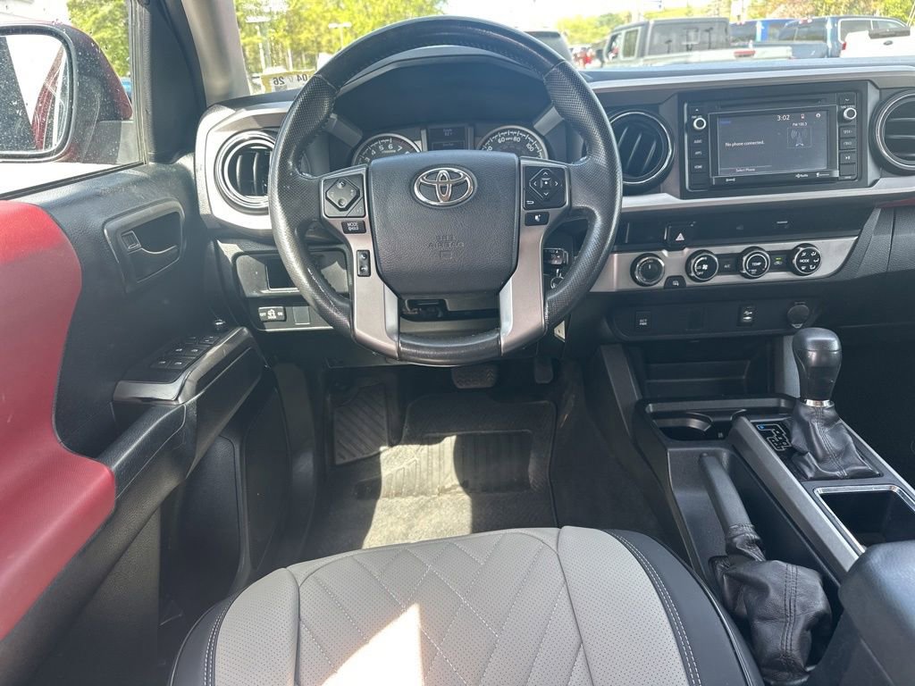 Used 2016 Toyota Tacoma SR5 w/ SR5 Appearance Package (SN) AWD/4WD image 16