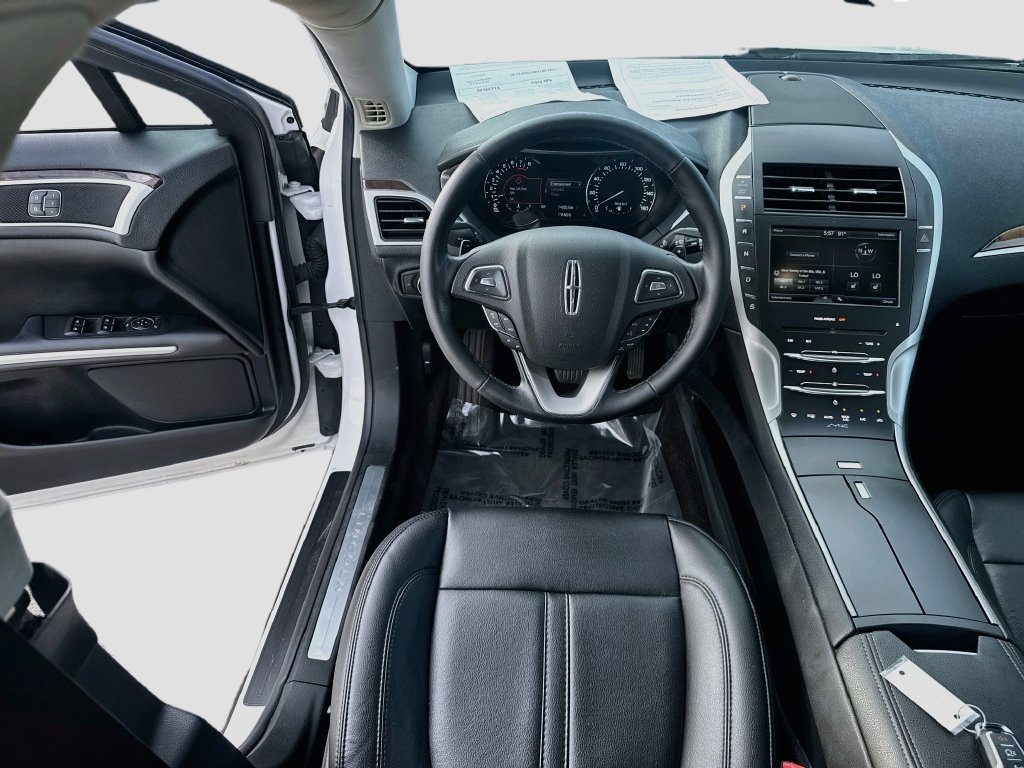 Used 2016 Lincoln MKZ FWD image 21