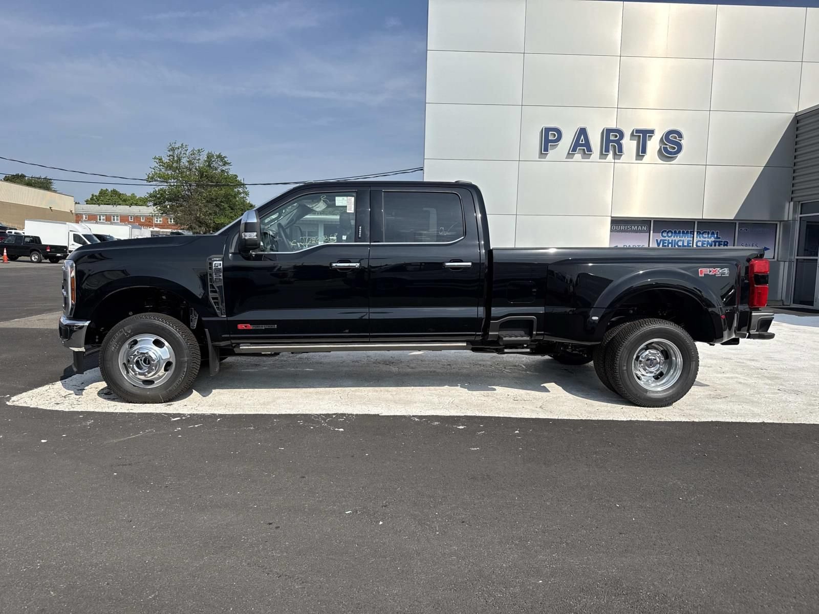 New 2026 Ford F350 Lariat w/ Lariat Ultimate Package AWD/4WD image 6