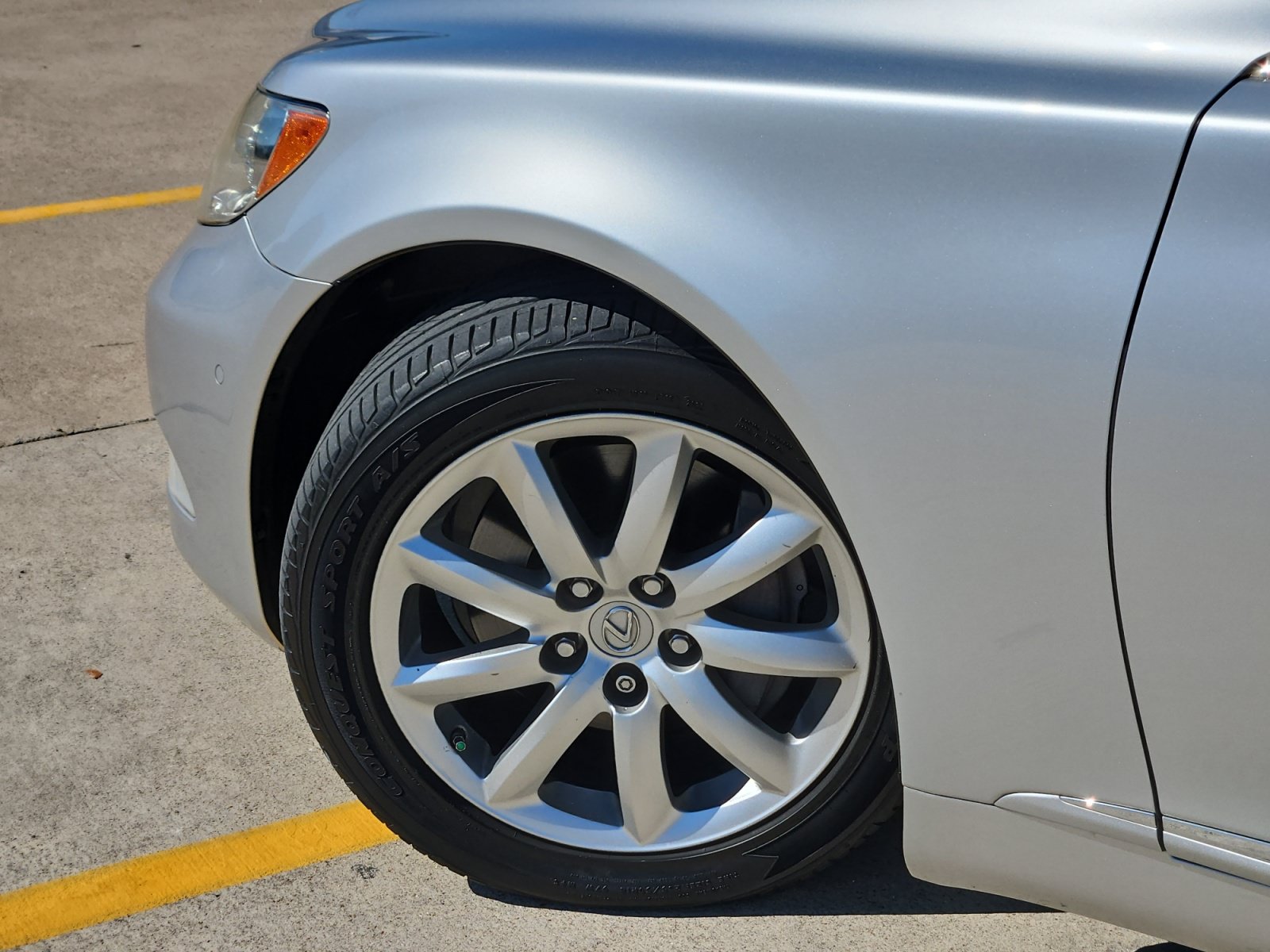 Used 2009 Lexus LS 460 RWD image 23