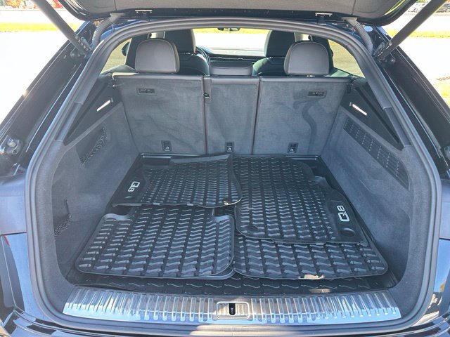 Used 2021 Audi Q8 Premium AWD/4WD image 40