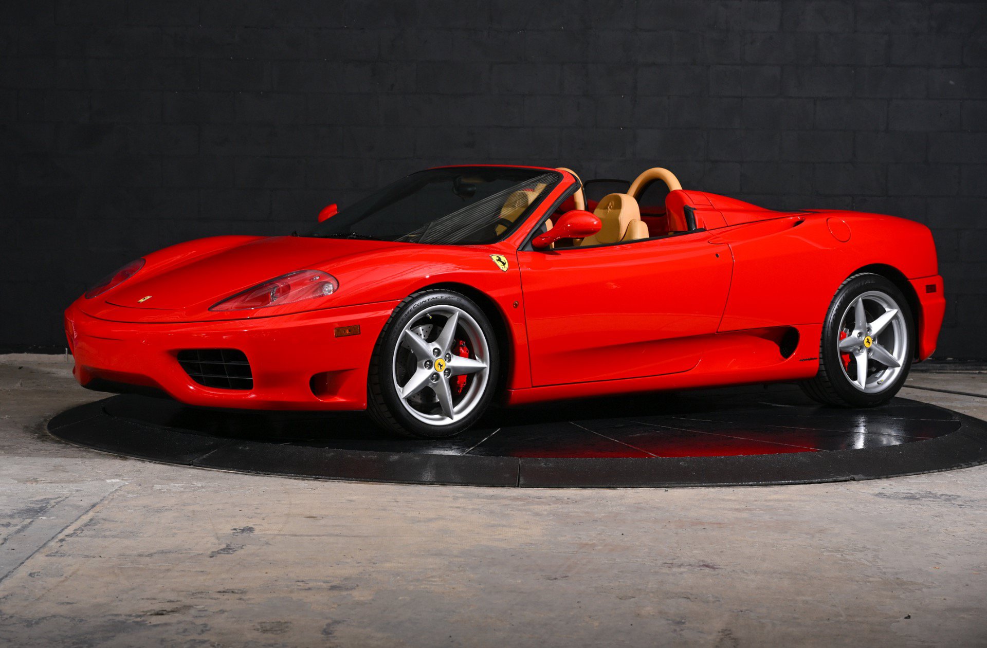 Used 2002 Ferrari 360 Spider RWD image 2