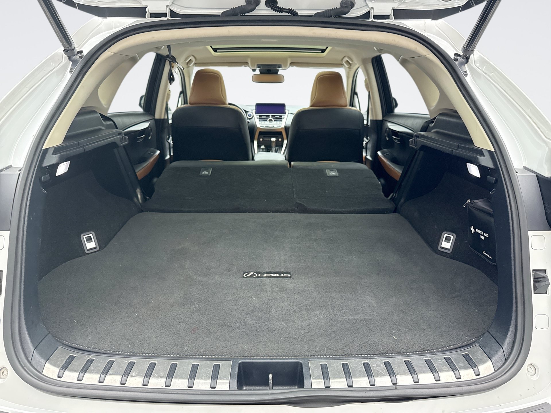 Used 2019 Lexus NX 300h AWD w/ Premium Package image 23