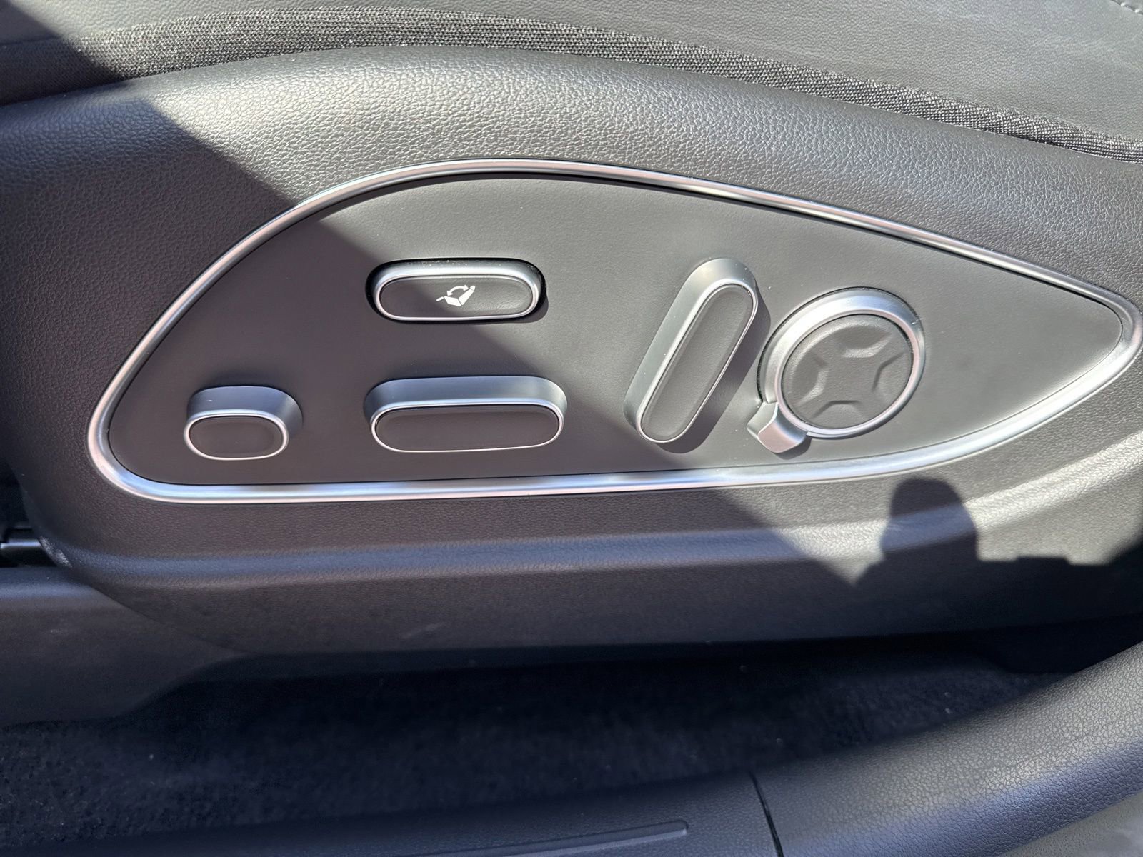 Used 2026 Hyundai Palisade Calligraphy FWD image 25