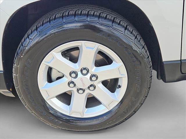 Used 2015 GMC Acadia SLE FWD image 25