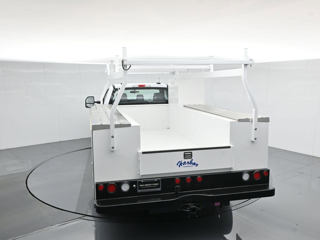 New 2024 Ford F450 XL w/ XL Chrome Package image 46