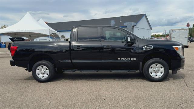 Used 2023 Nissan Titan SV AWD/4WD image 9