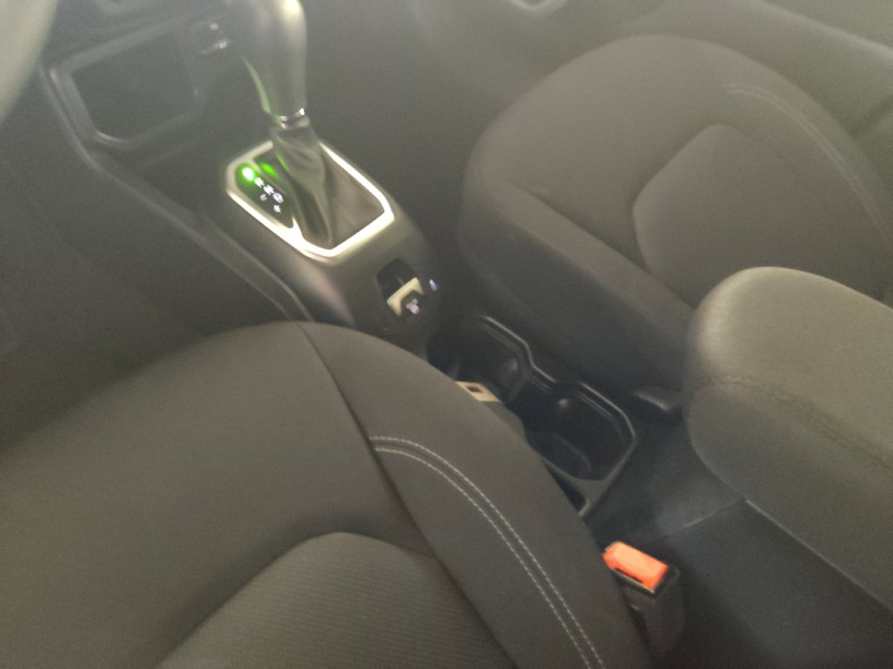Used 2020 Jeep Renegade Sport FWD image 26