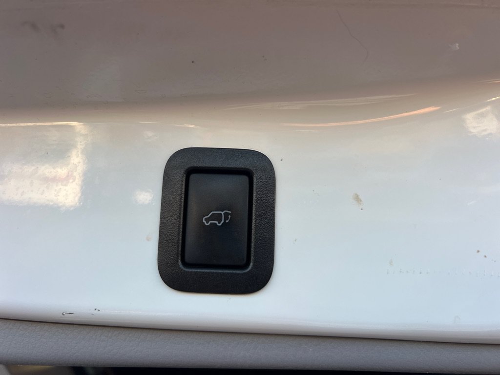 Used 2017 Toyota Highlander Limited AWD/4WD image 27