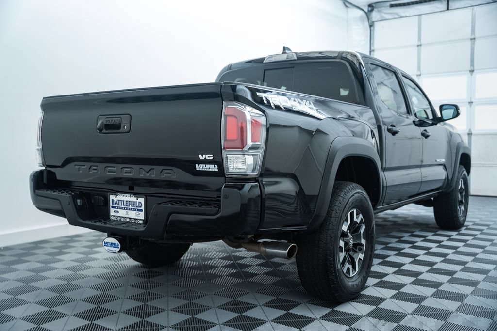 Used 2020 Toyota Tacoma TRD Off-Road w/ Technology Package AWD/4WD image 5