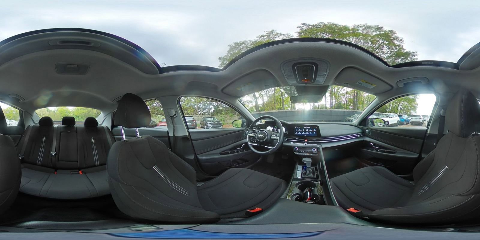 Used 2025 Hyundai Elantra SEL FWD image 42
