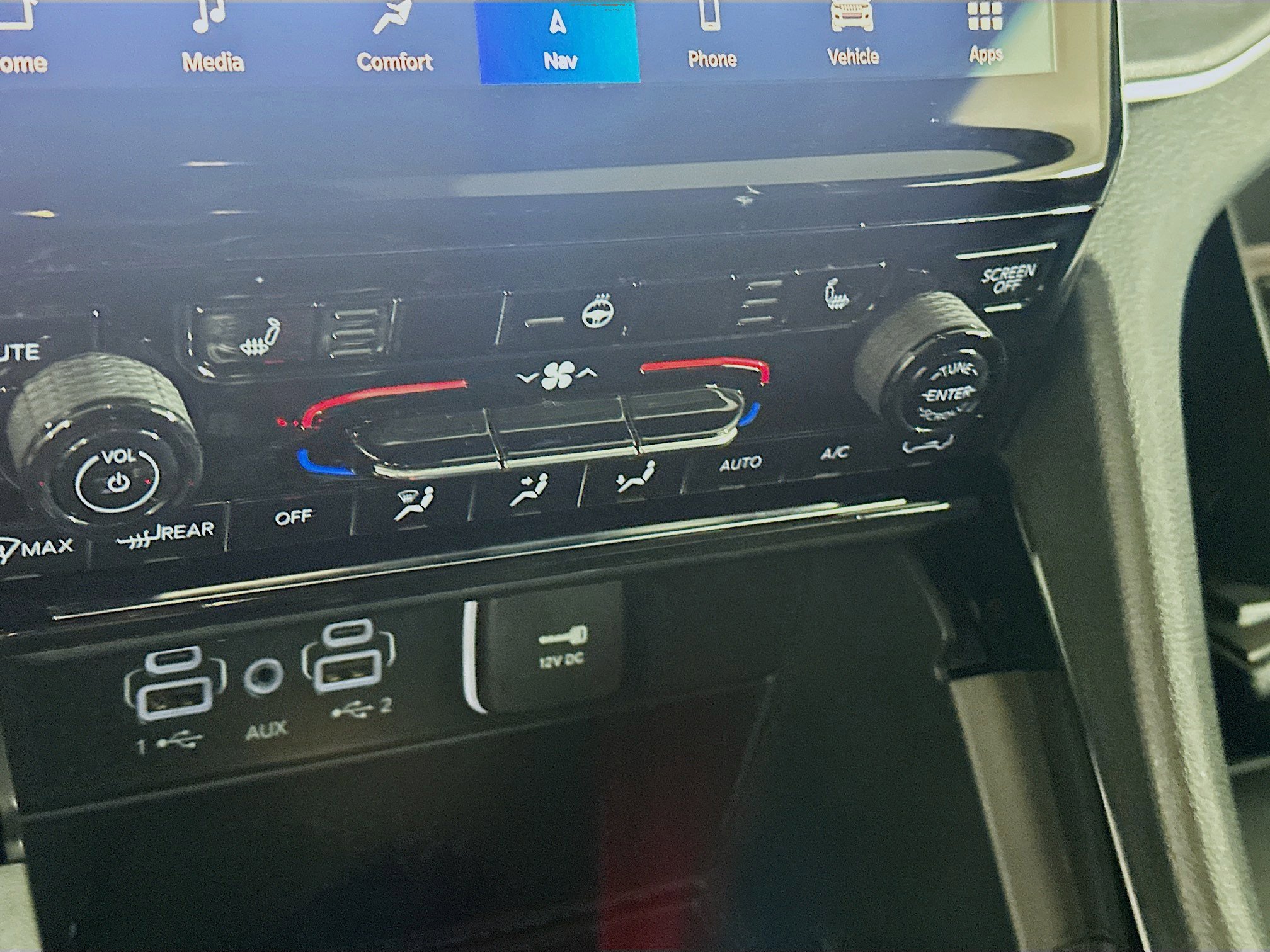 Used 2023 Jeep Grand Cherokee Limited image 24