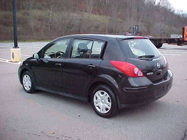Used 2010 Nissan Versa 1.8 S w/ PWR Plus Pkg FWD image 12