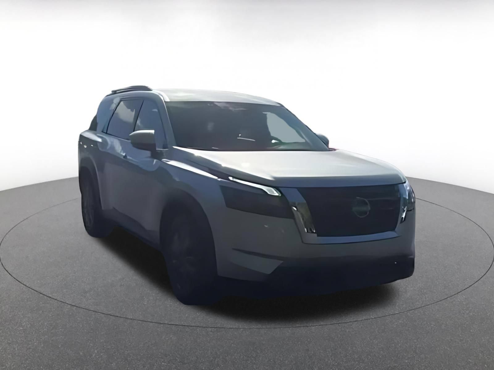Used 2025 Nissan Pathfinder SV FWD image 14