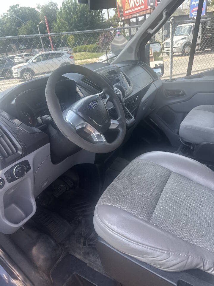 Used 2019 Ford Transit 250 148 High Roof Extended RWD image 6
