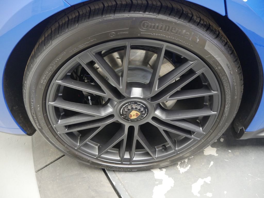 Certified 2026 Porsche Panamera GTS AWD/4WD image 15