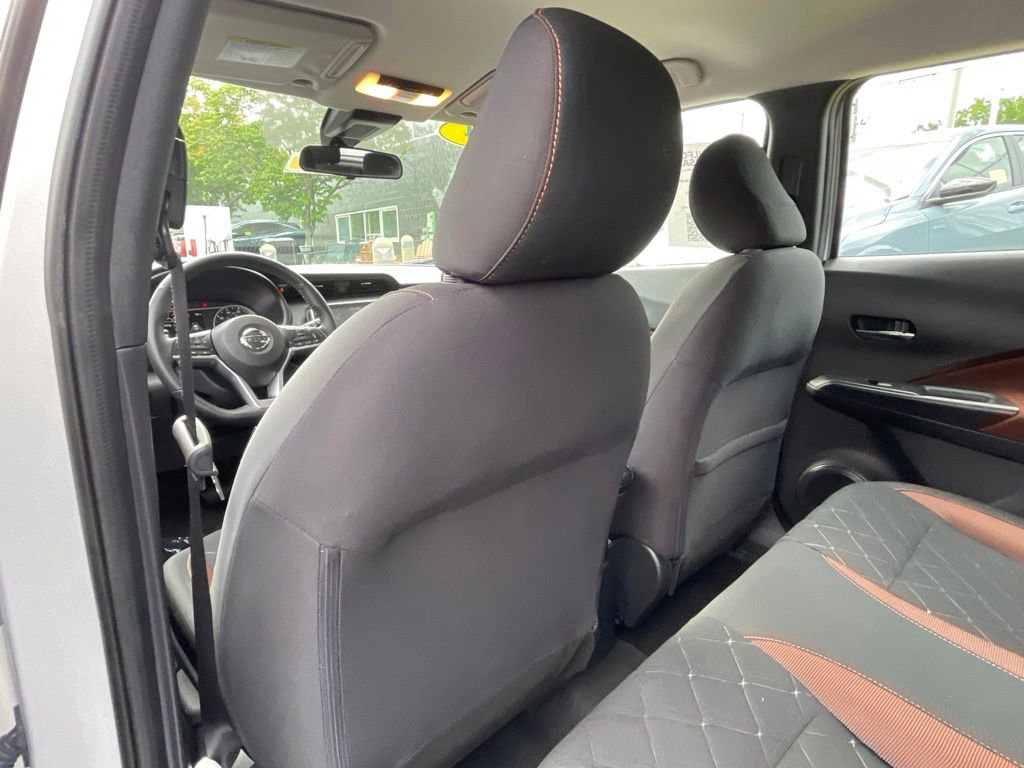 Used 2020 Nissan Kicks SR FWD image 18