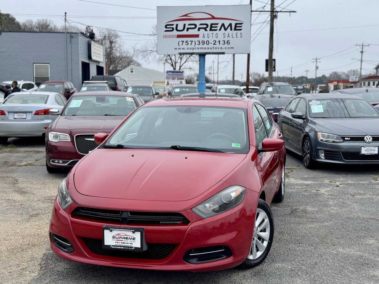 Used 2014 Dodge Dart SXT image 1