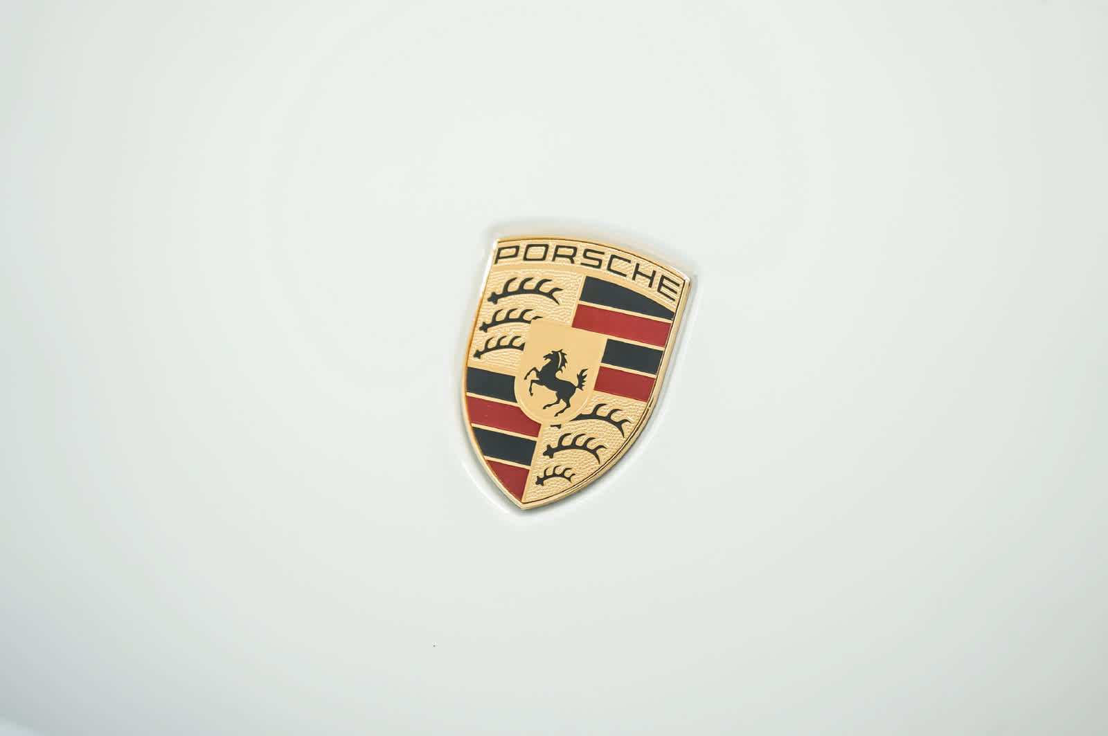 Certified 2026 Porsche Macan AWD/4WD image 17