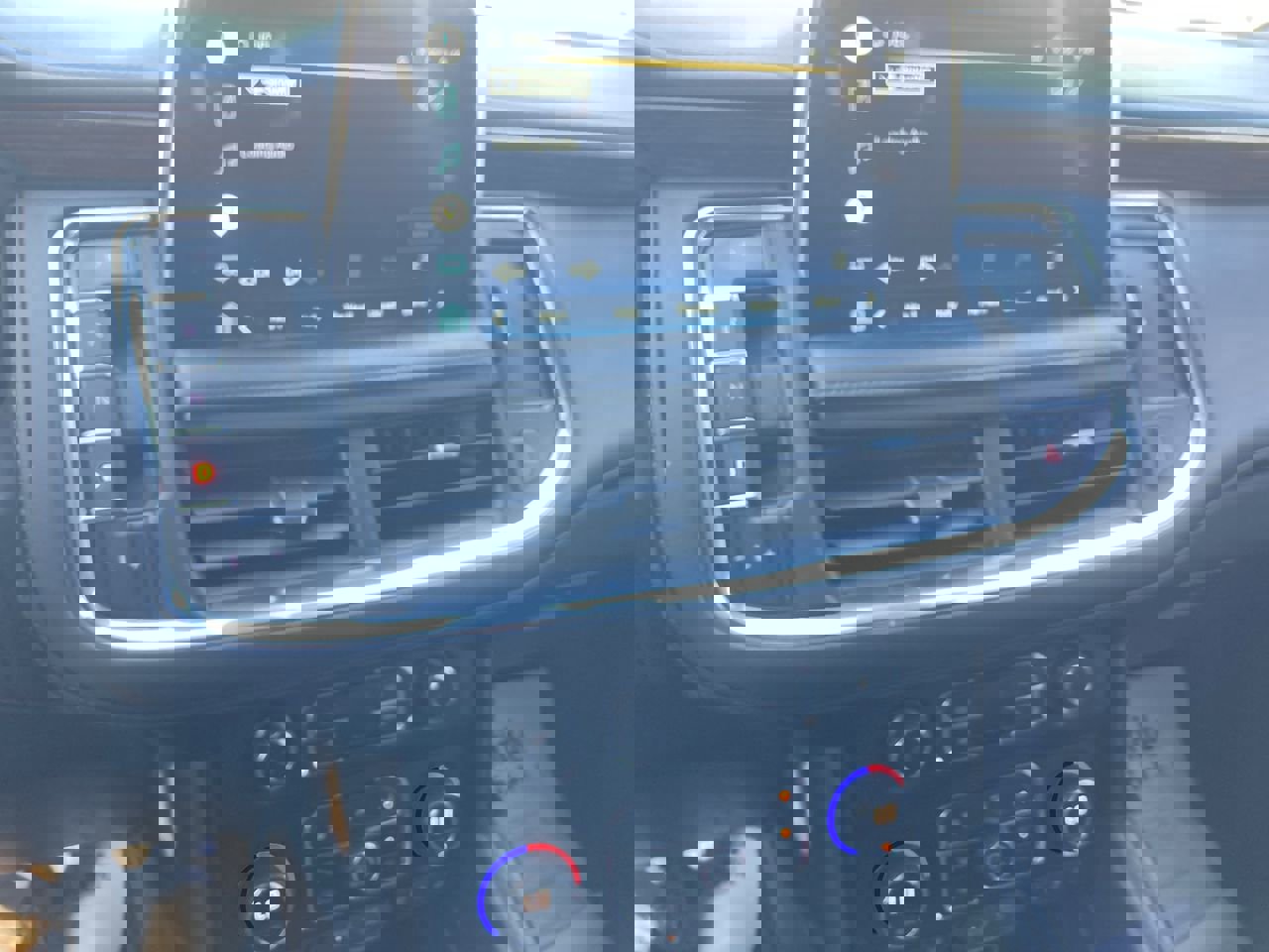 Used 2022 Chevrolet Tahoe High Country AWD/4WD image 14