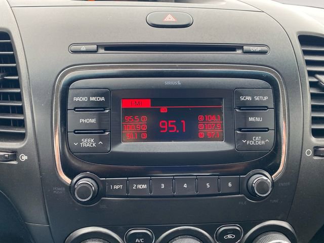 Used 2018 Kia Forte LX image 22