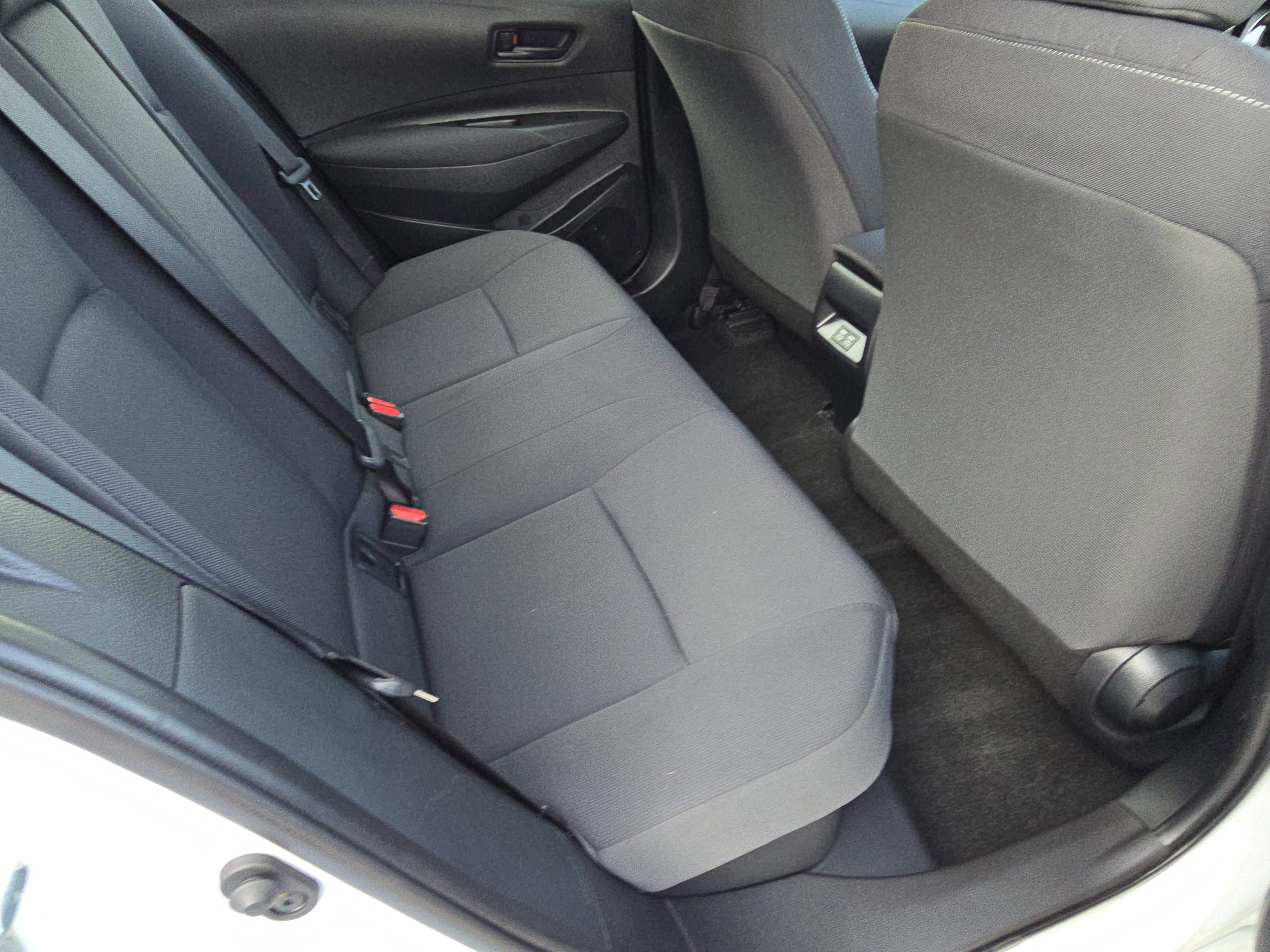 Used 2024 Toyota Corolla LE image 15