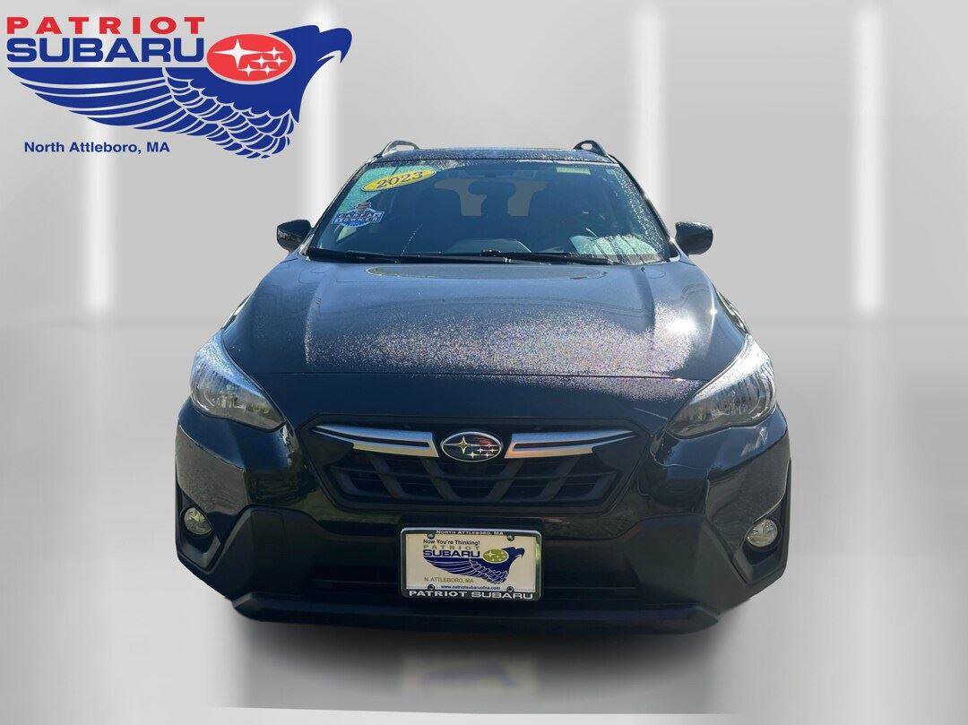 Used 2023 Subaru Crosstrek 2.0i Premium image 3
