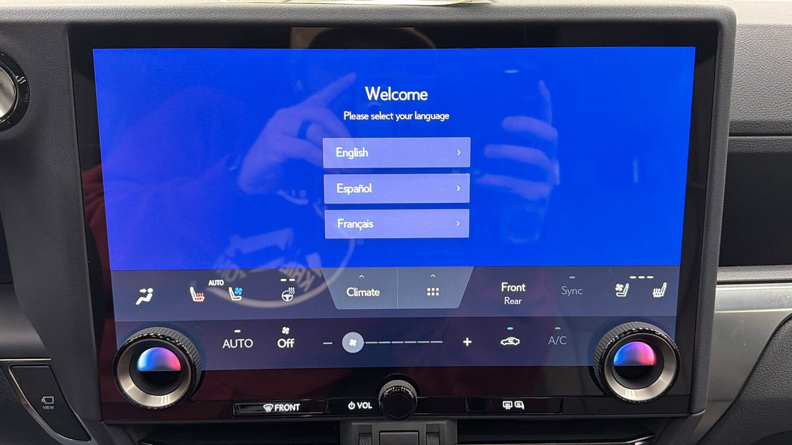 Used 2025 Lexus GX 550 w/ Accessory Package (2T) image 23