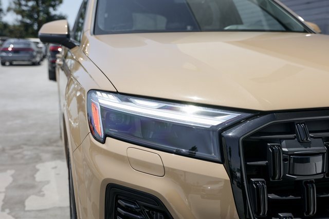 Used 2025 Audi Q7 3.0T Premium Plus w/ Premium Plus Package image 11